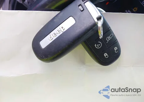 2015 Jeep Grand Cherokee Limited из США, поврежденный, VIN 1C4RJFBG0FC949010